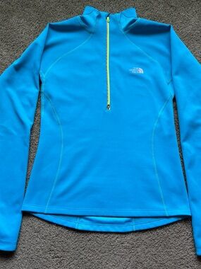 The North Face Turquoise Blue Logo Pullover